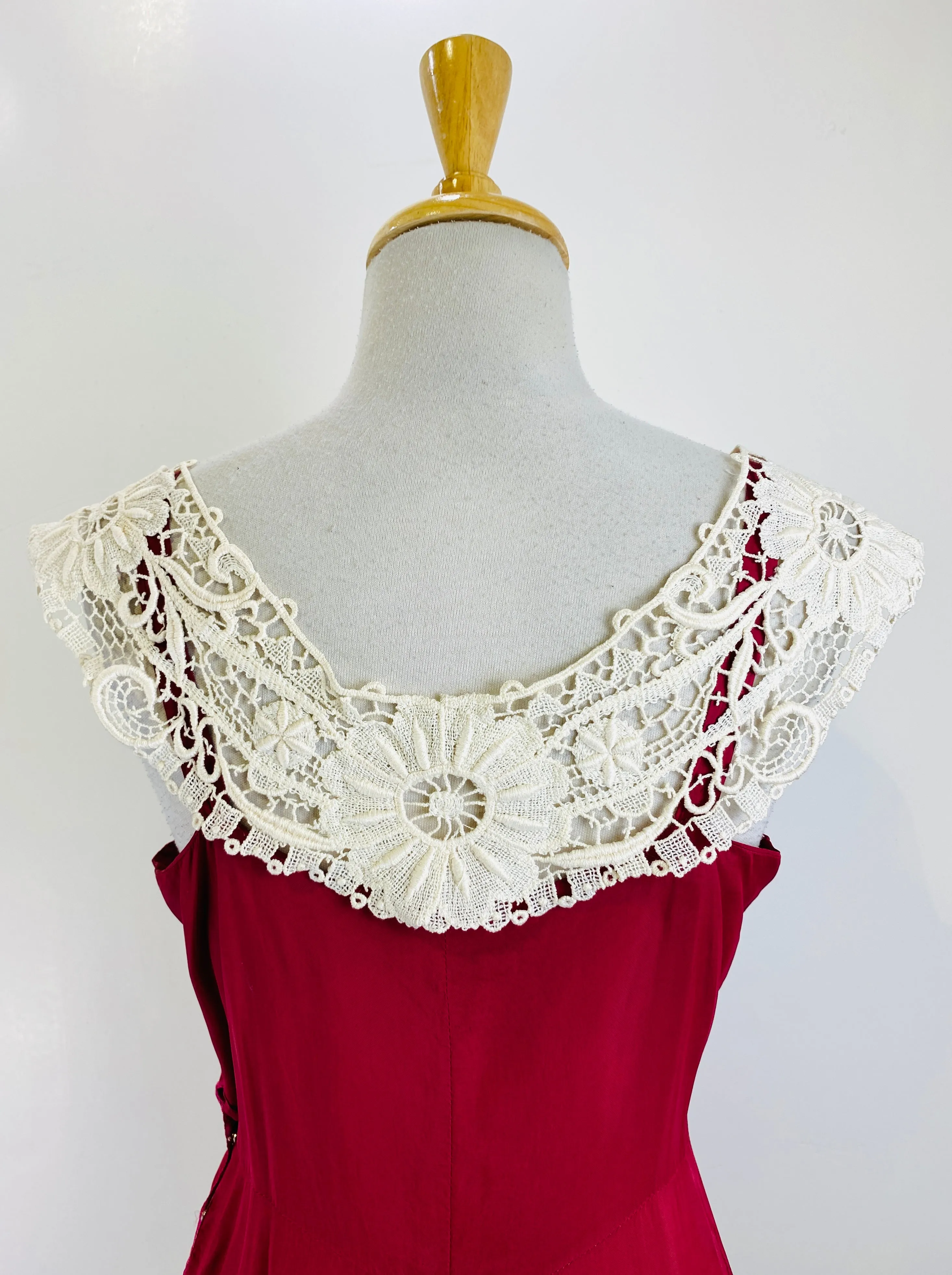 Antique Edwardian White Crochet Lace Collar & Matching Cuffs Set