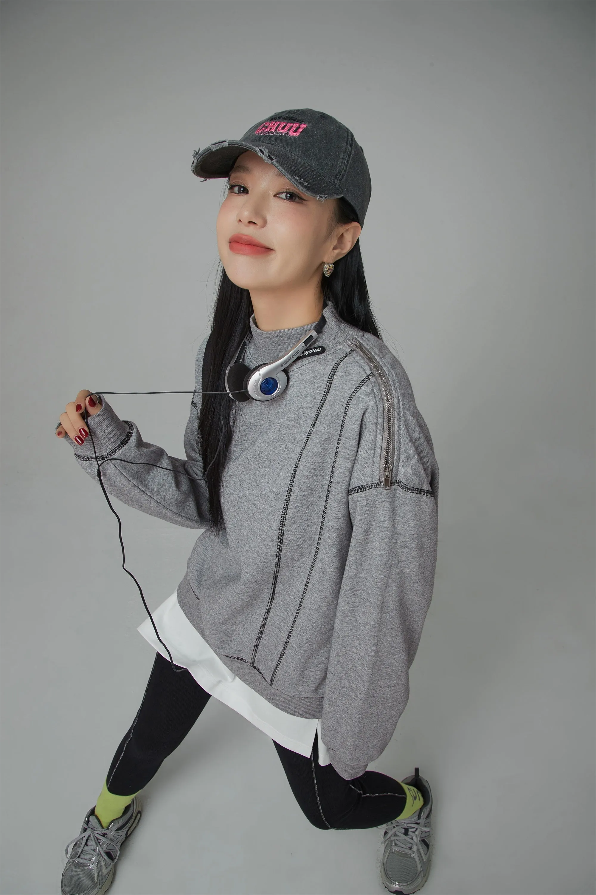 Babe Half Turtleneck Loose Fit Sweatshirt