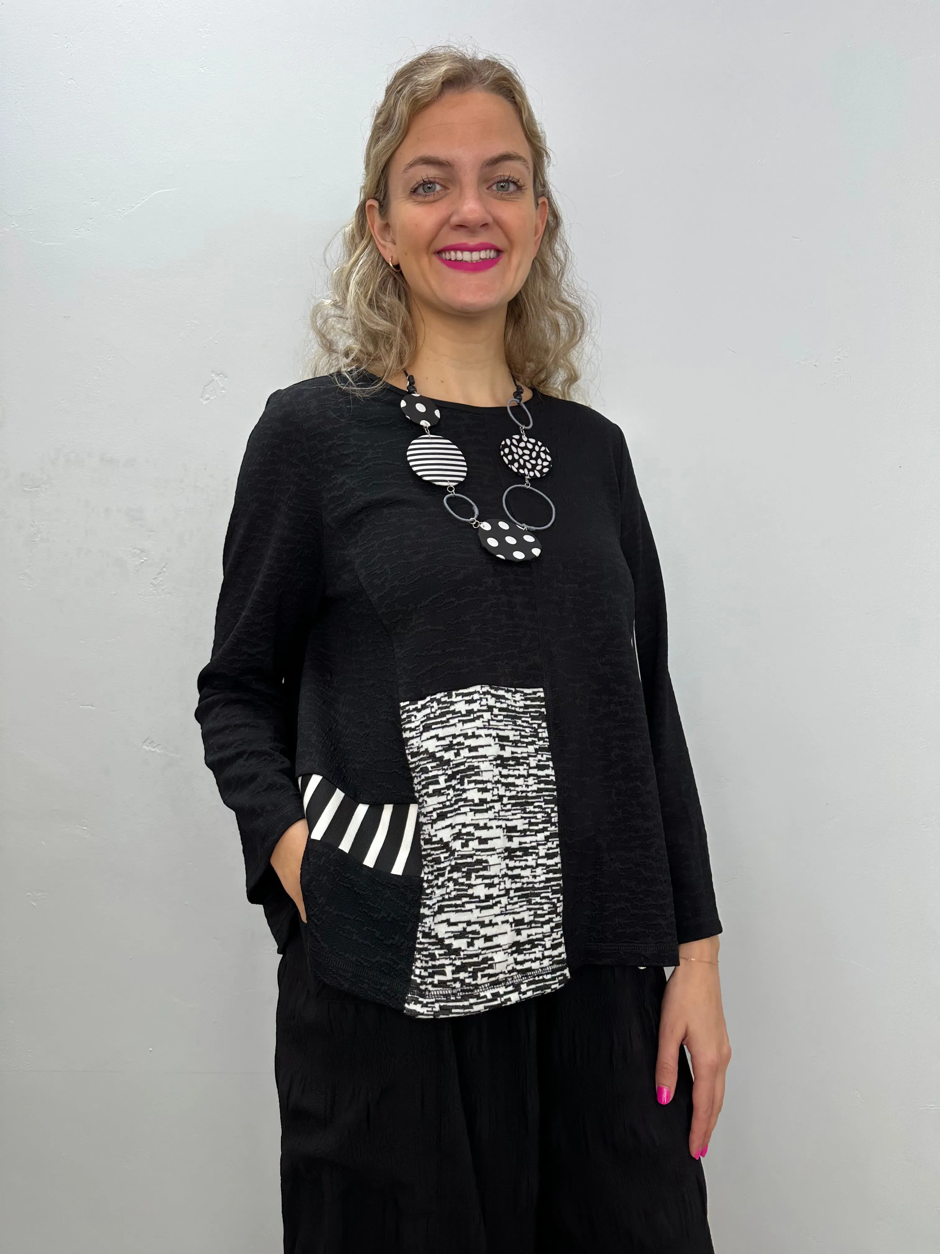 Black and Gray Pattern Tunic