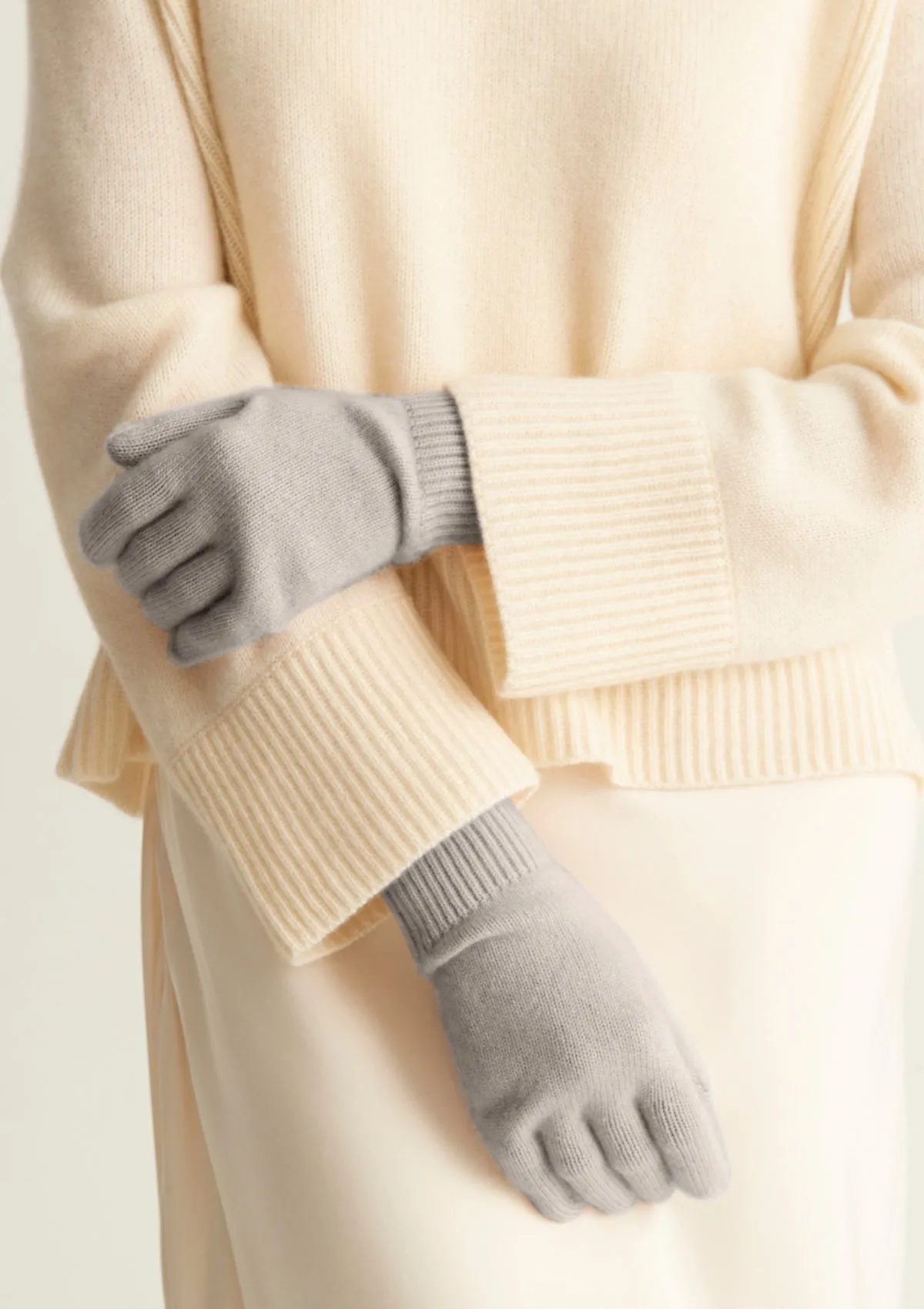 Cashmere Glove in Foggy Grey