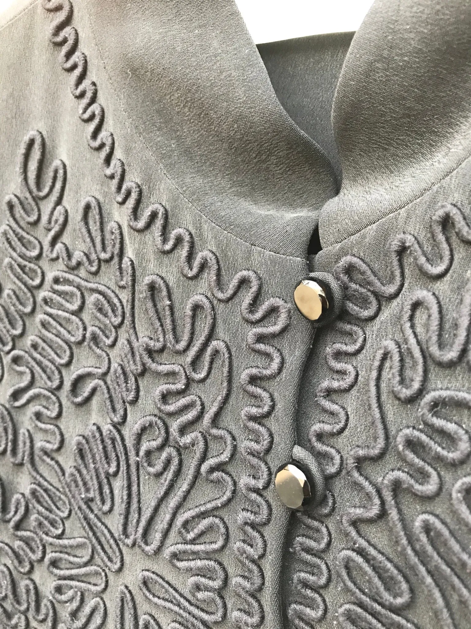 DANA BUCHMAN Embroidered Silk Tunic Jacket