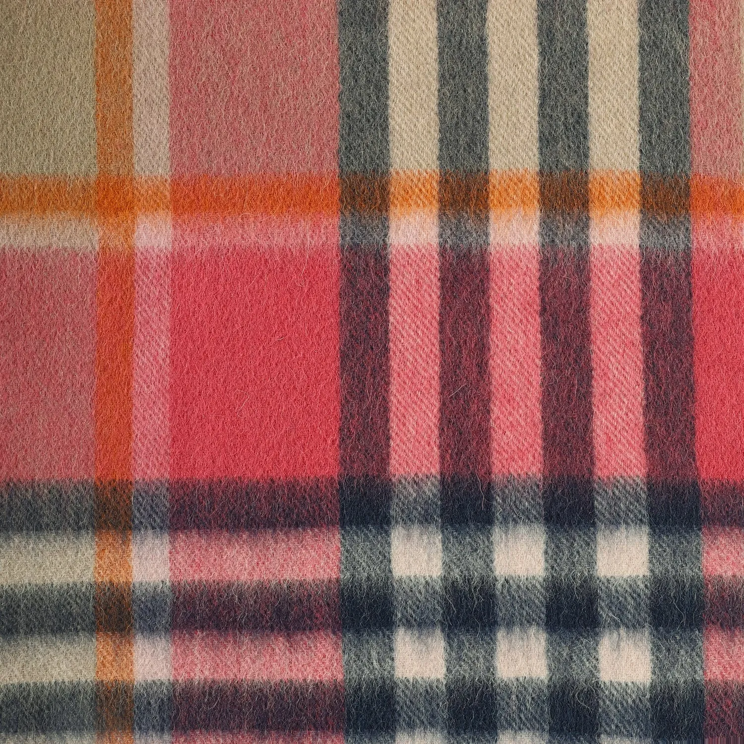 Edinburgh 100% Lambswool Tartan Scarf Peach Fuzz