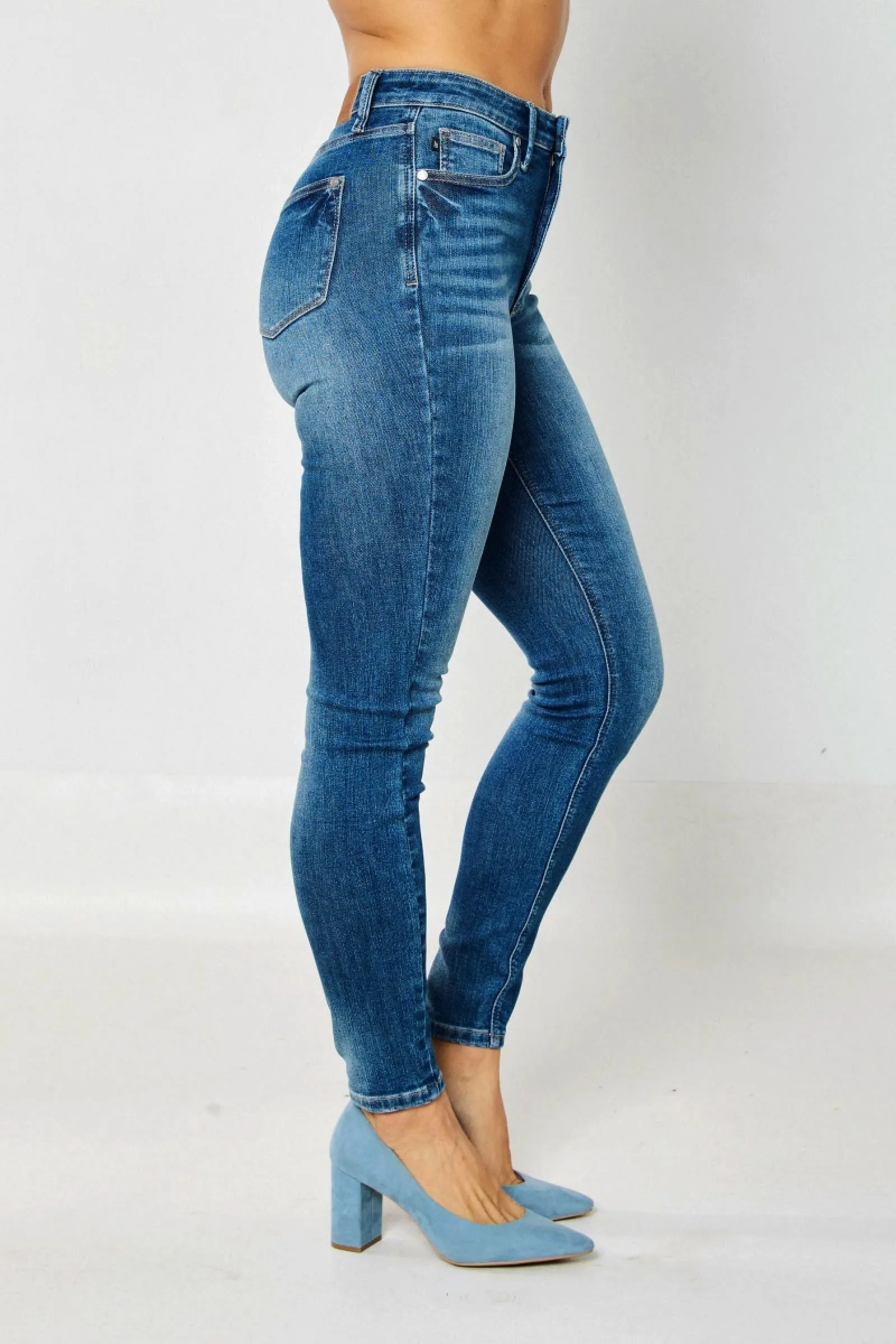 Judy Blue Reg/Plus Evelyn High Rise Tummy Control Classic Skinny Jeans