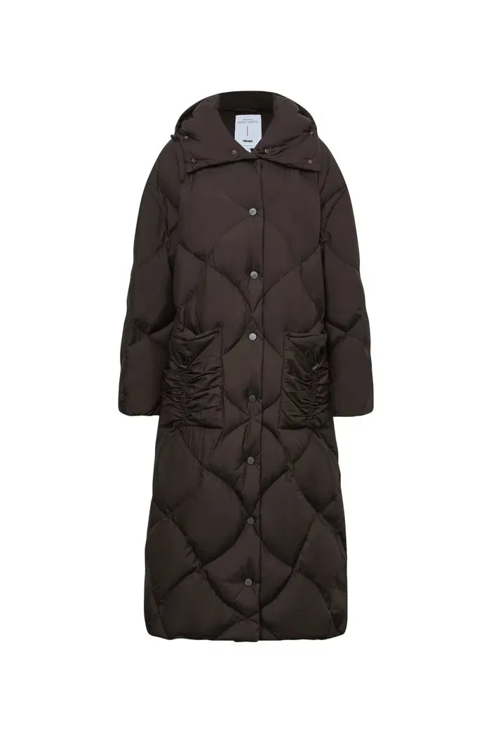 Lyse Water-Repellent Long Quilted Duck Down Puffer Jacket in High-Density Fabric