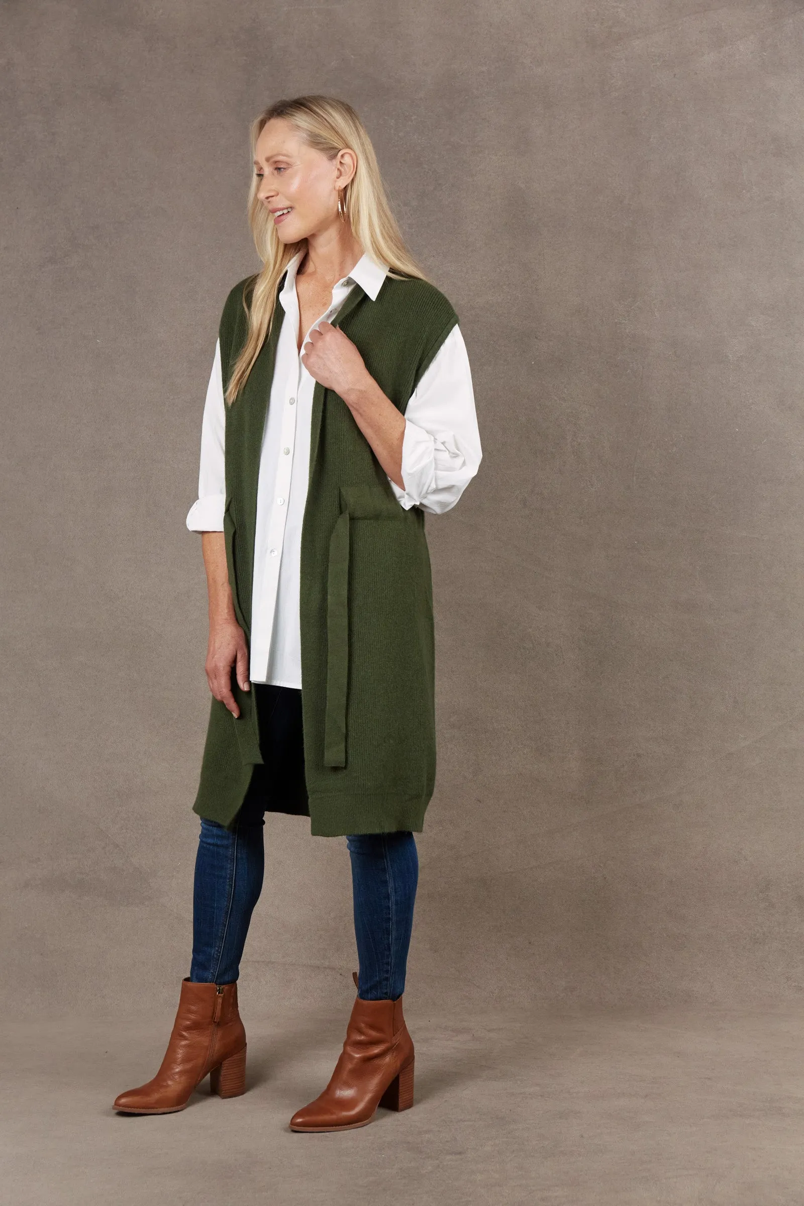 Nawi Vest - Olive