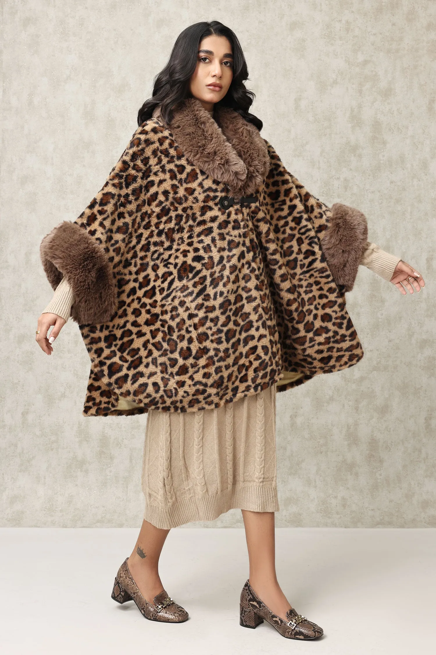 STATEMENT FUR CAPE WITH STRUCTURED COLLAR-LEOPARD