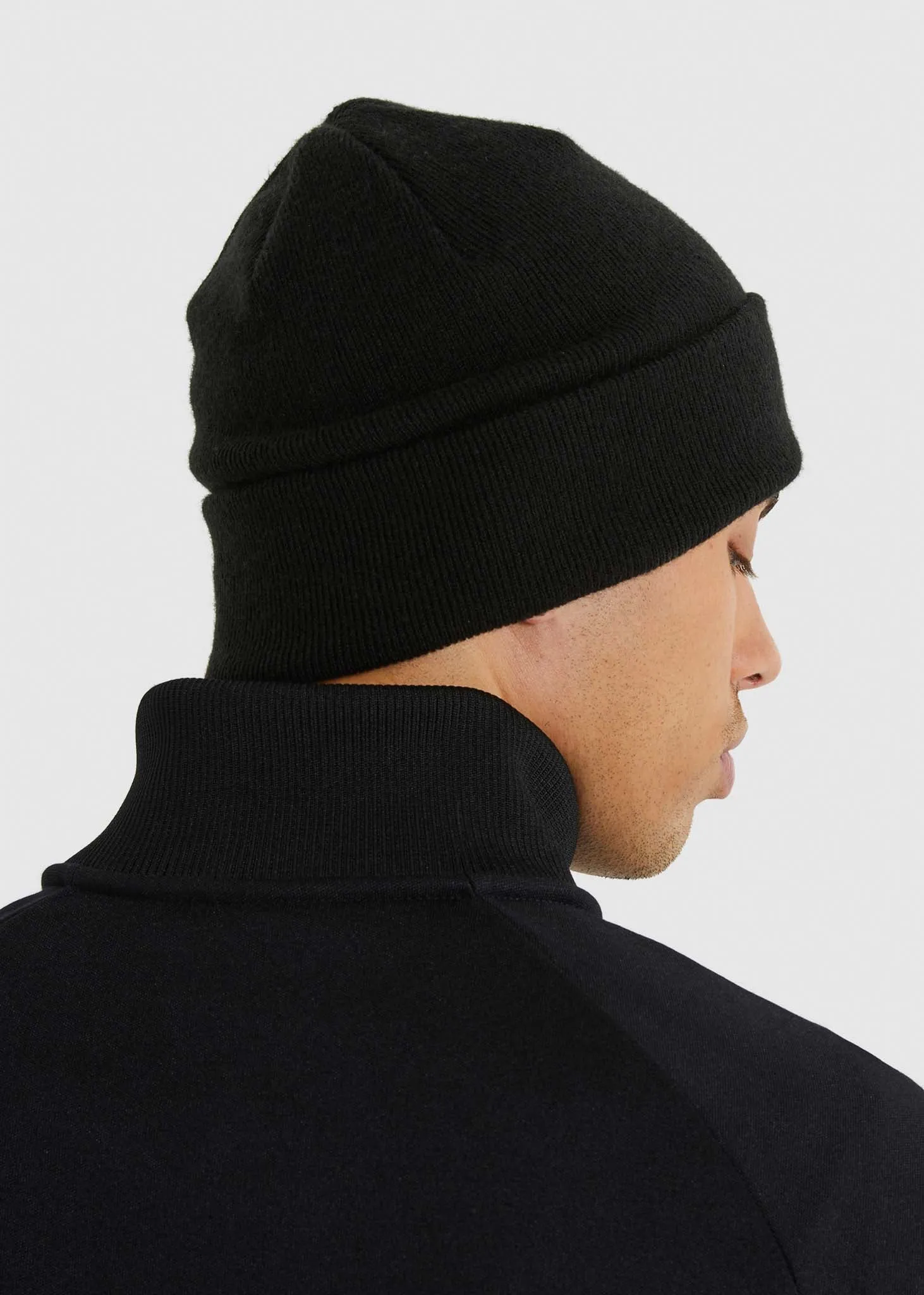 Thar beanie - black