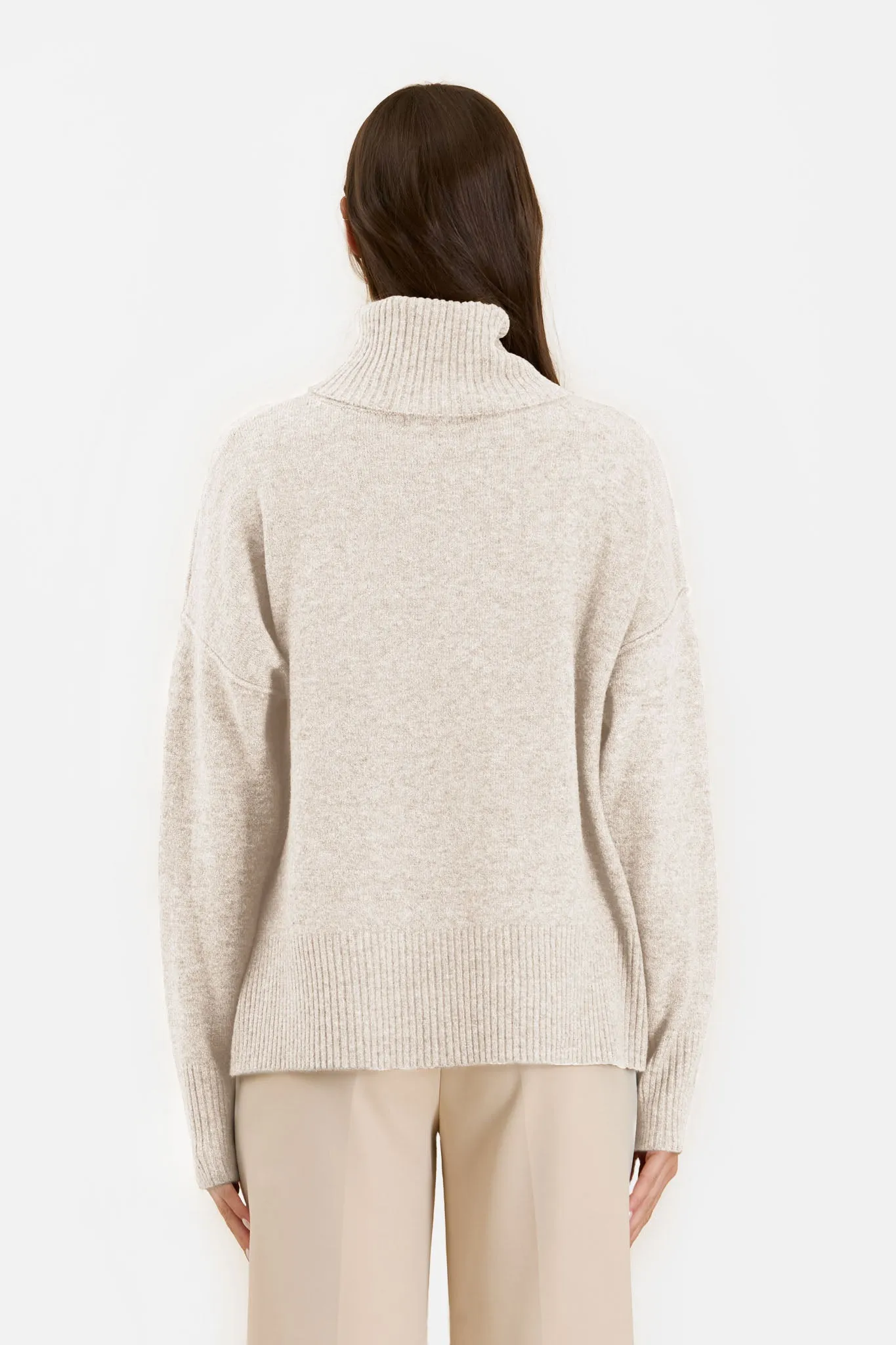 TURTLENECK FRONT SEAM KNIT PULLOVER SWEATER