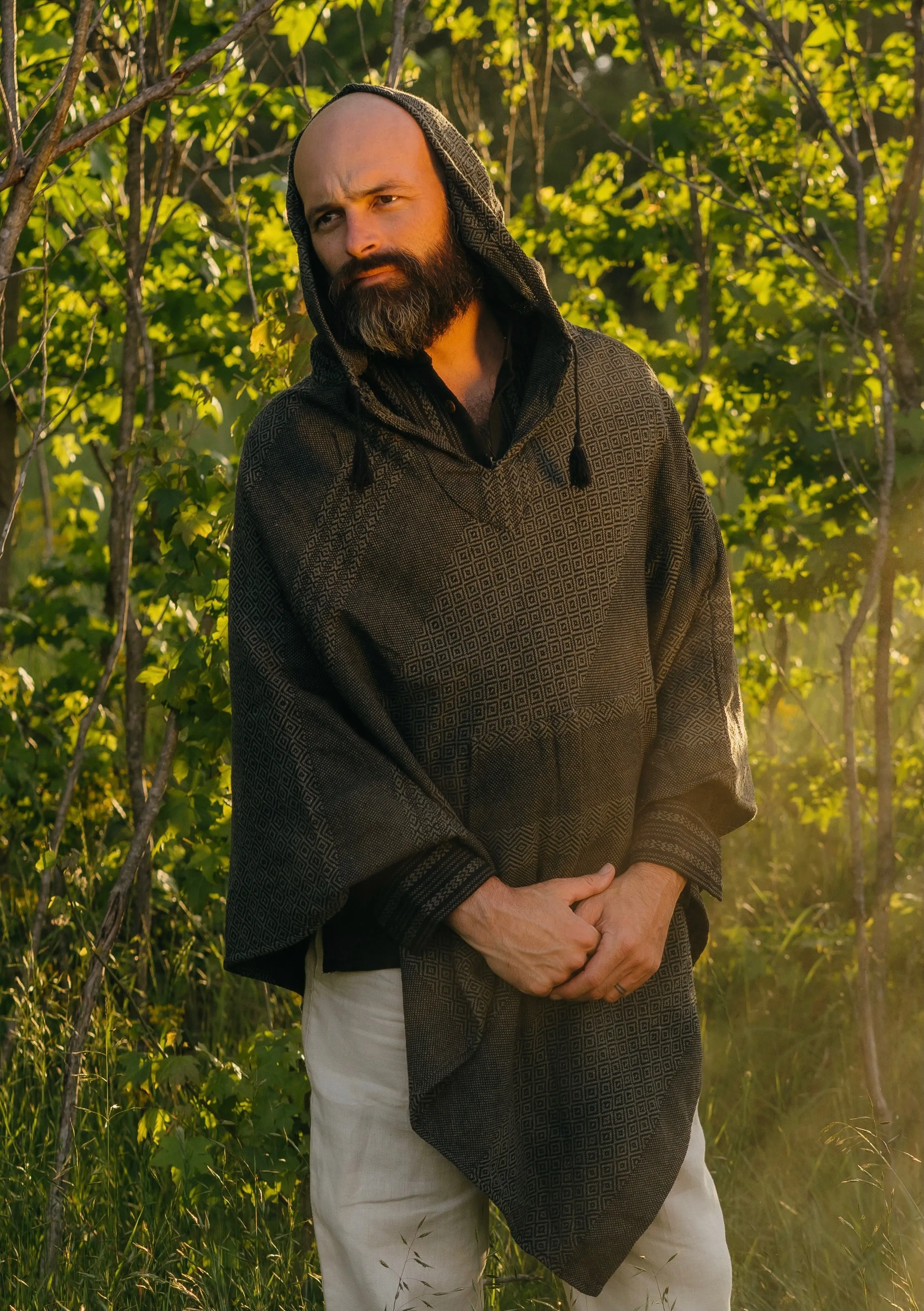 Zanduga - Hand Woven Hooded 100% Cotton Poncho